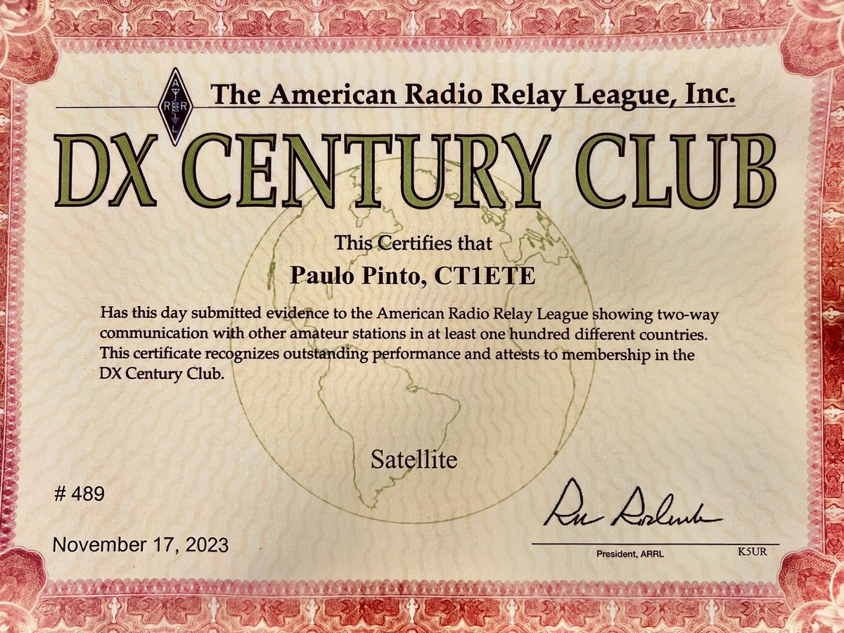 Certificado DX Century Club (DXCC) via satélite, n.º 489, de 17 de novembro de 2023