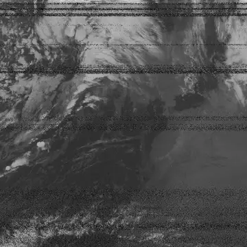 Imagem recebida esta manhã via satélite NOAA, com fracas condições a nível de antena. Parece que estamos cobertos por um …