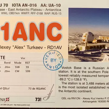 Everybody knows I’m obsessed by Antarctic Bases #HamRadio #qslcard