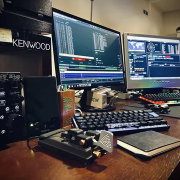 Sunday Afternoon Shack #hamradio
